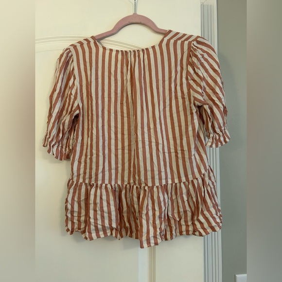 Madewell Courtyard Ruffle-Hem Top in Stripe - Picture 7 of 7